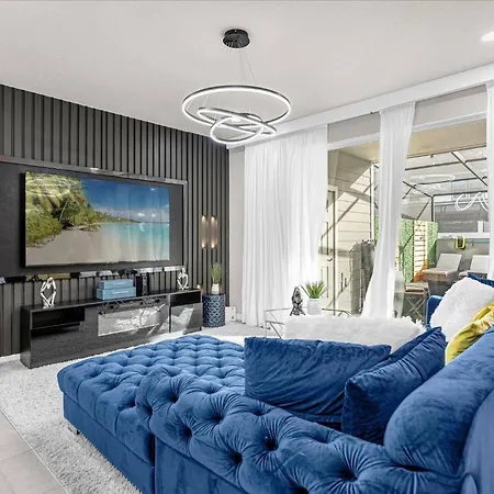 Theater, Pool, Grill Near Disney